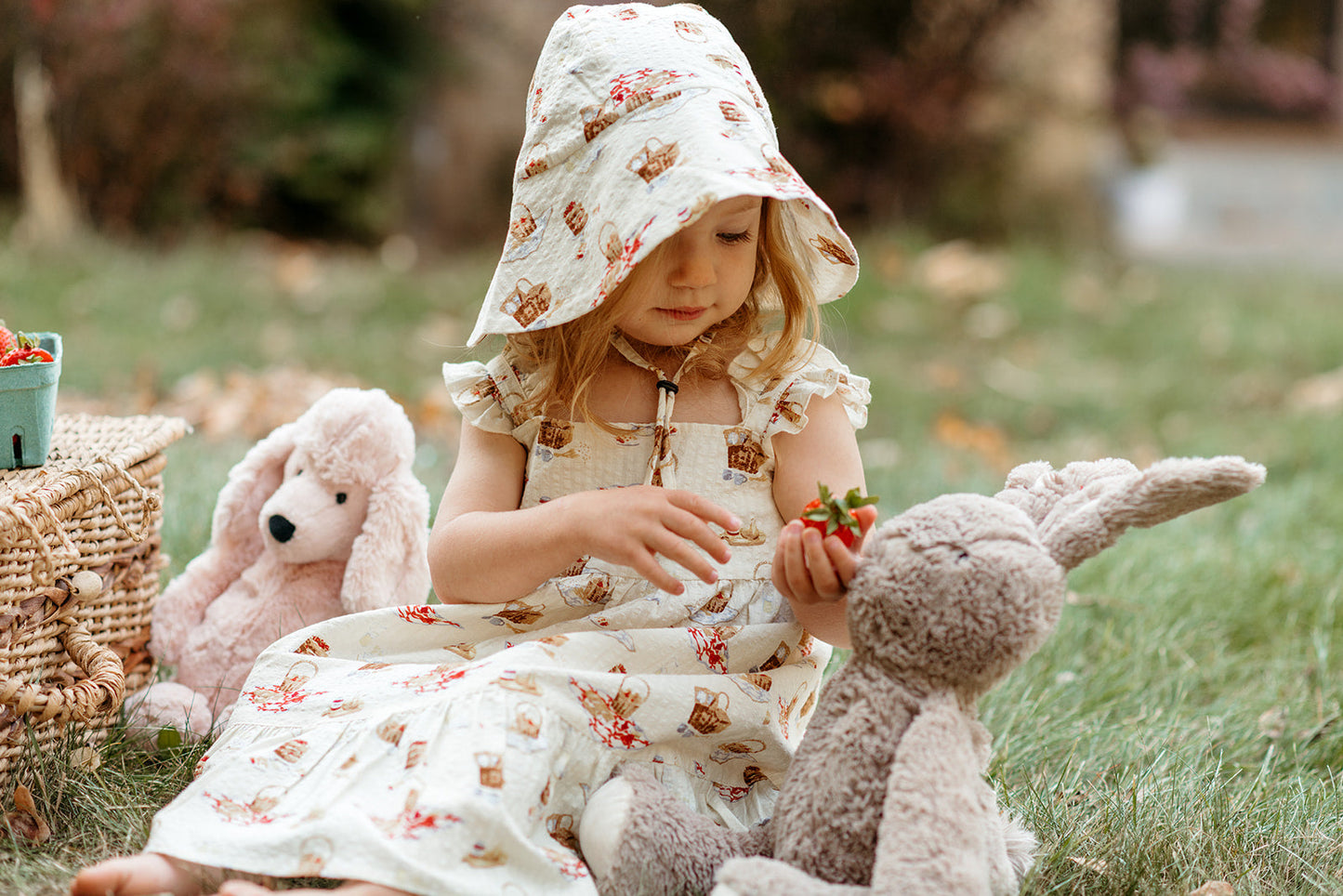 Picnic Wide Brim Sun Bonnet