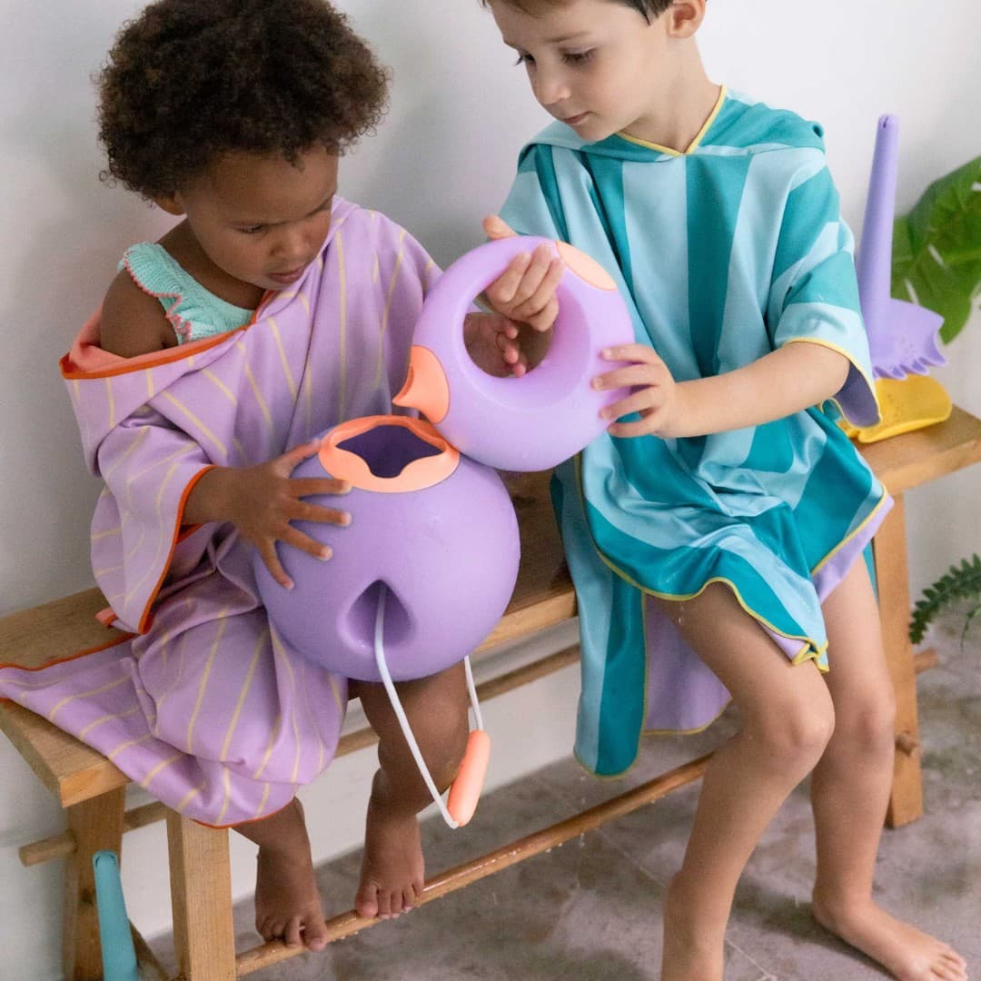 Cana Watering Can – Ergonomic Kids Bath, Beach, and Garden Toy