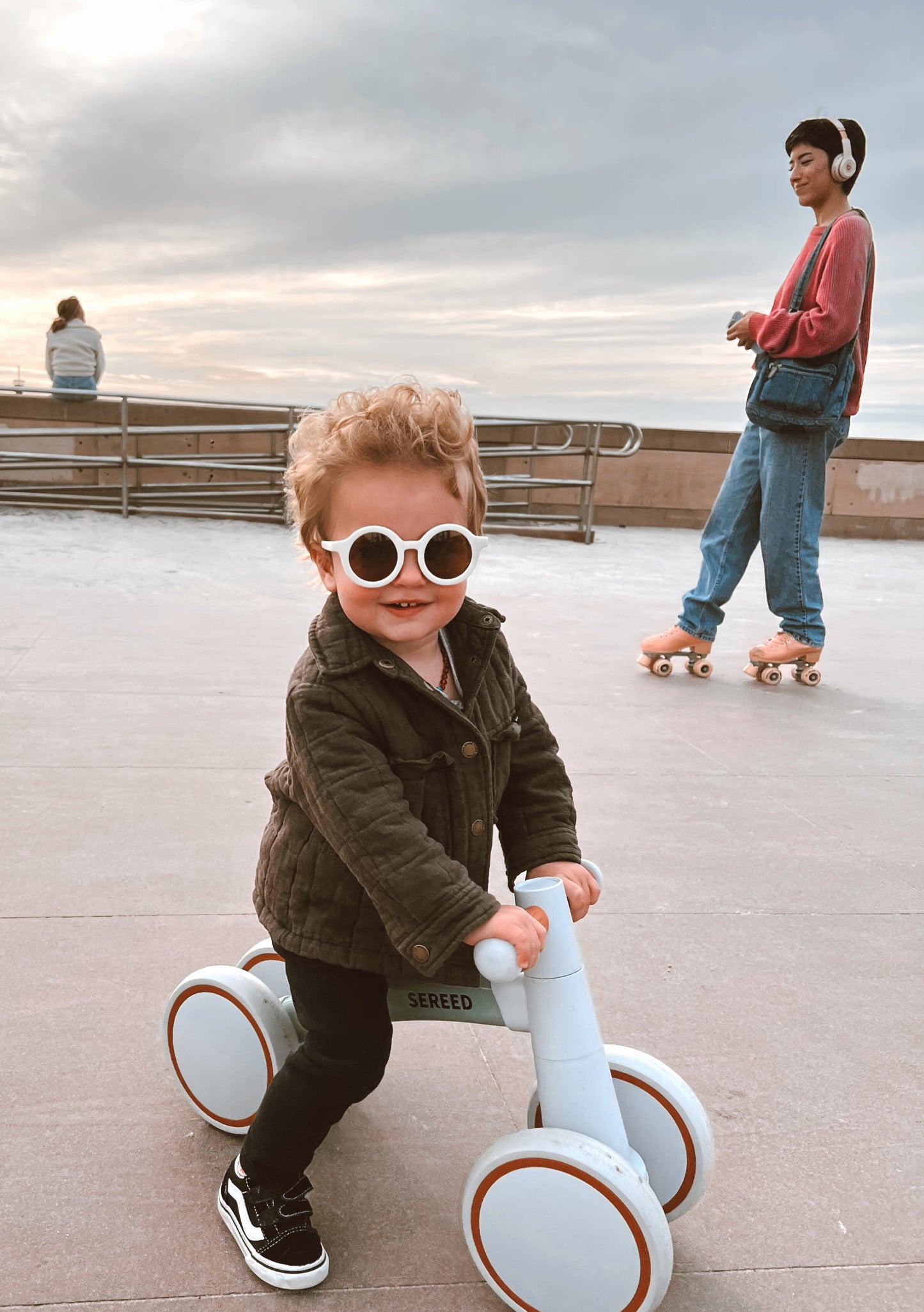 Kids Retro Sunglasses | White