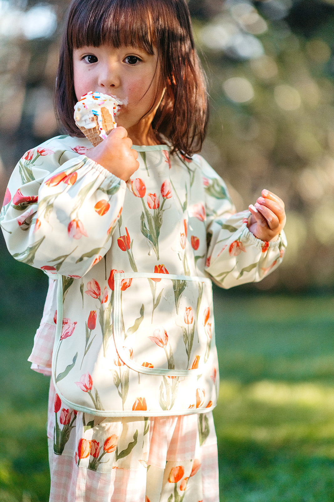 Tulip Long Sleeve Pocket Bib