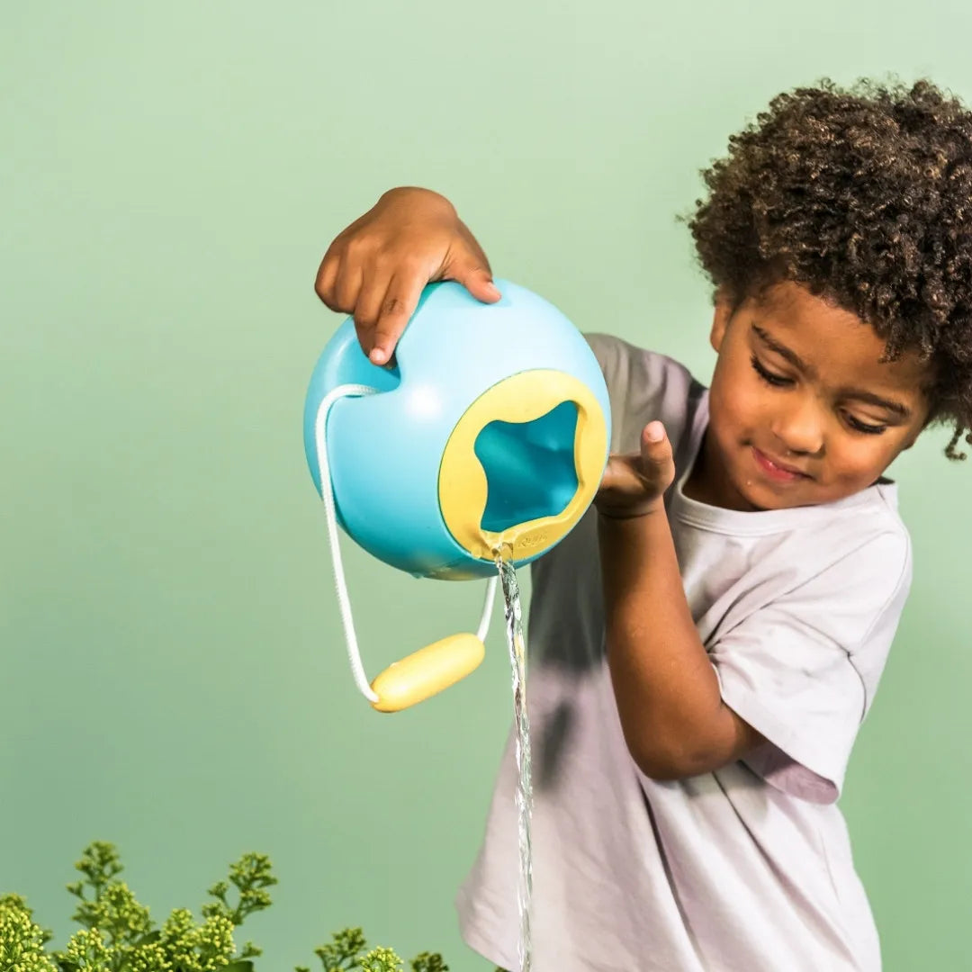 Mini Ballo No-Spill Bucket – Stable Kids Water Bucket