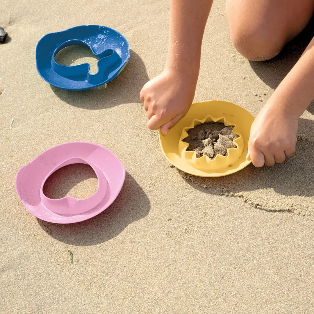 Magic Shapers – Ergonomic Kids Sand, Snow, and Bubble Molds