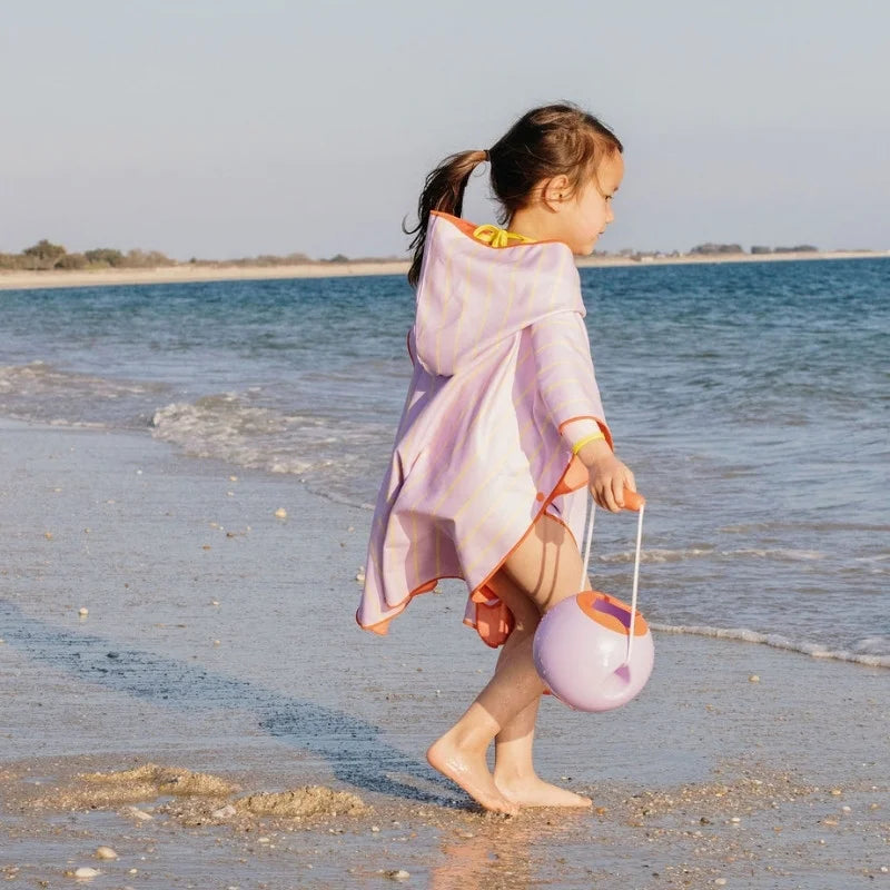 Mini Ballo No-Spill Bucket – Stable Kids Water Bucket