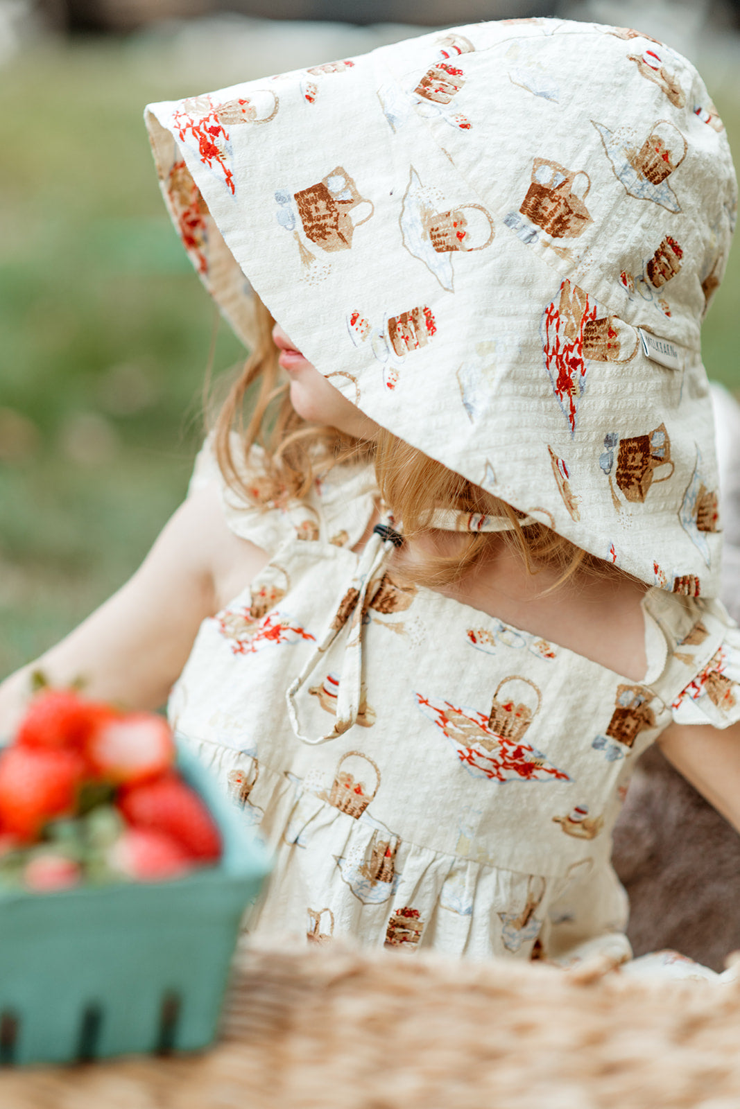 Picnic Wide Brim Sun Bonnet