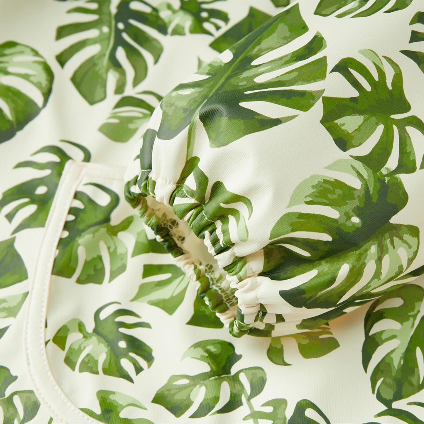 Island Leaf Long Sleeve Pocket Bib