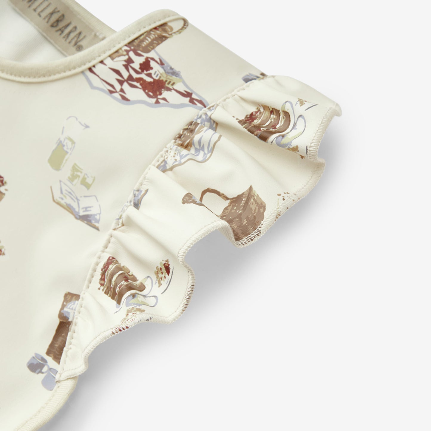 Picnic Ruffle Pocket Bib