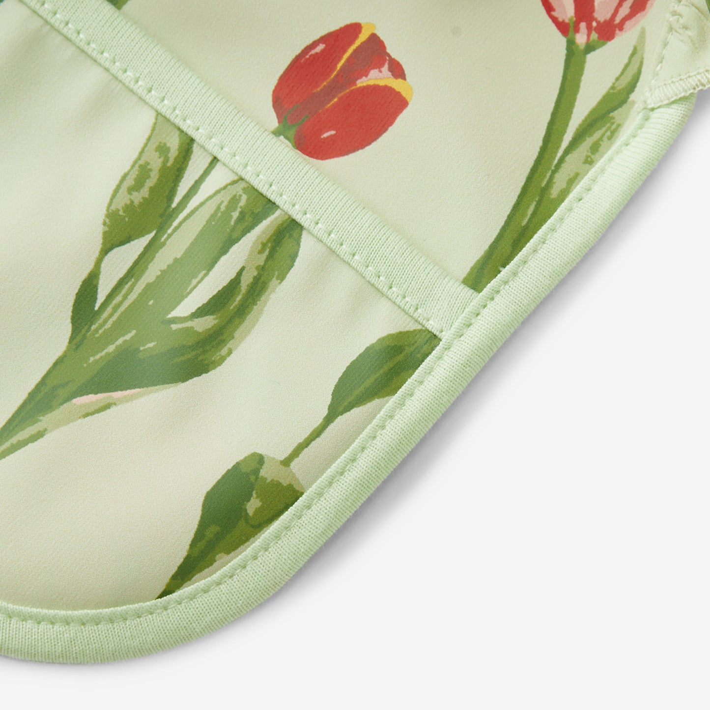 Tulip Ruffle Pocket Bib