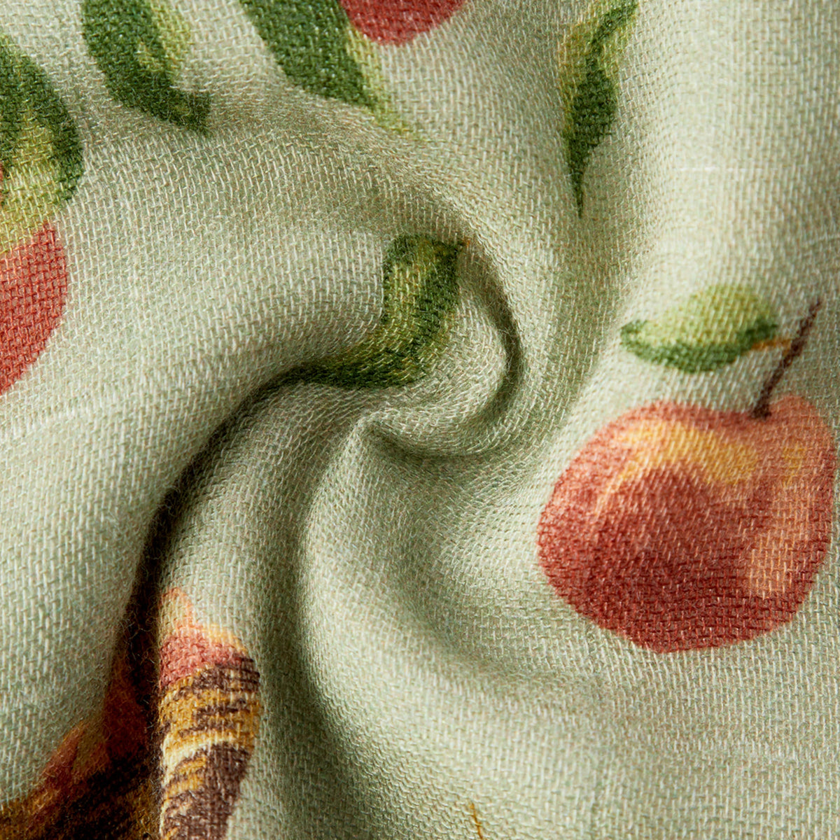 Apple Orchard Contour Four Layer Burp Cloth