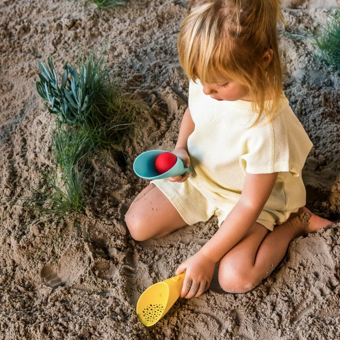 Cuppi All-in-One Sand & Water Toy – Shovel, Sieve, and Ball for Kids