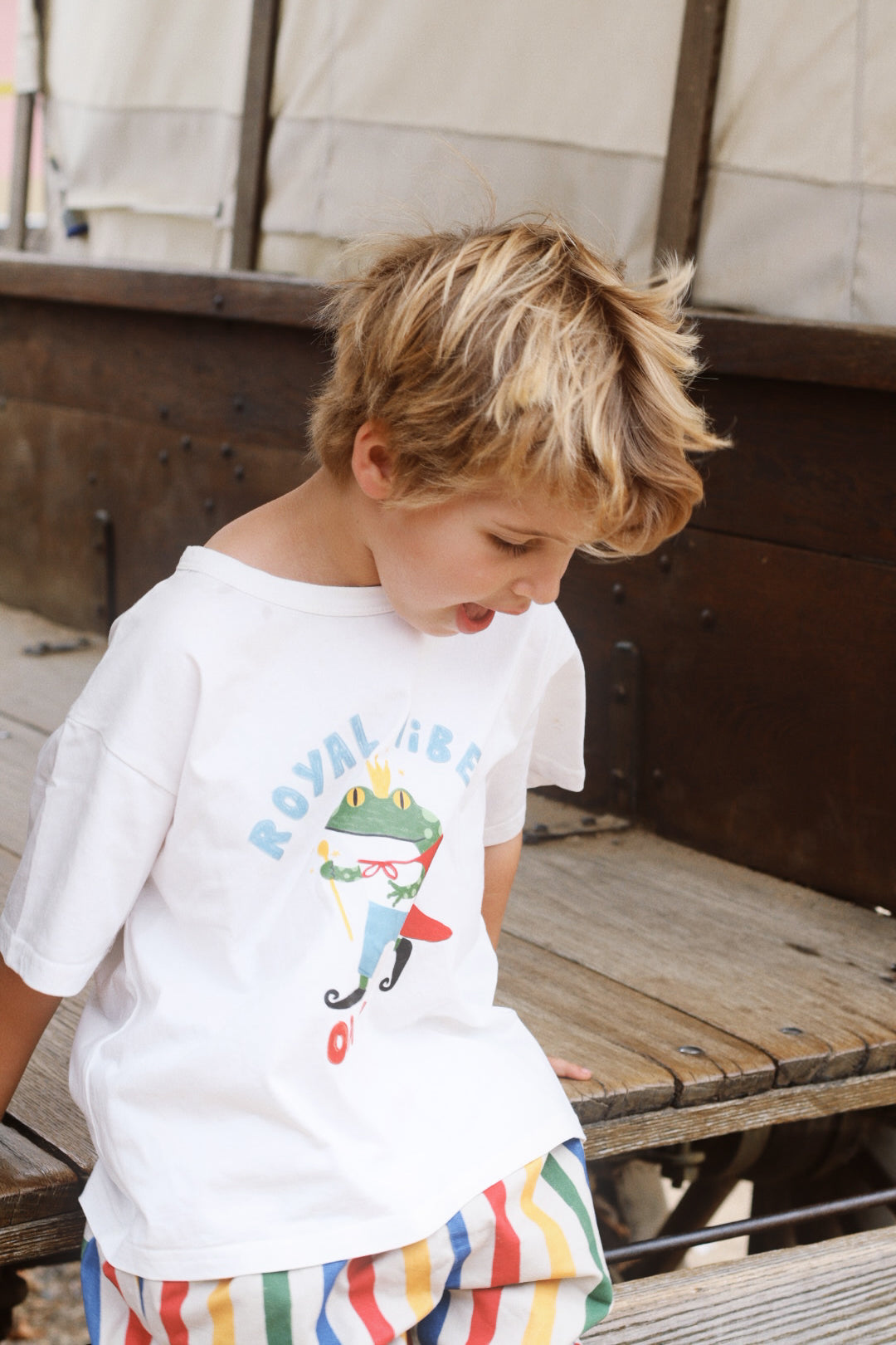 Royal Vibes T-shirt | White