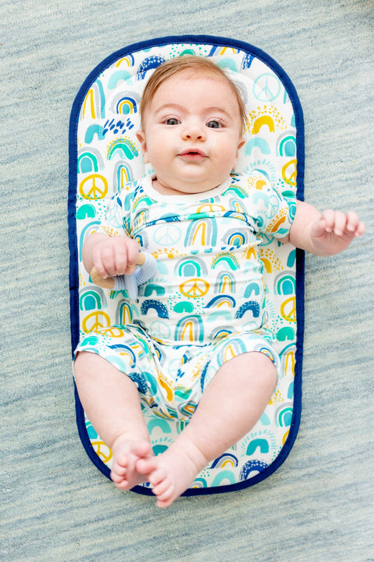 Pret® Changing Clutch - Rainbows Blue