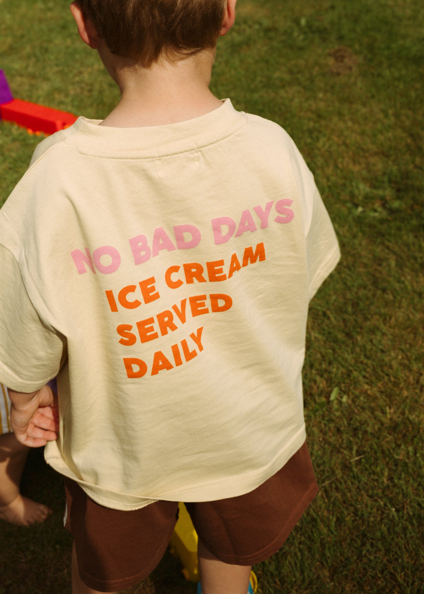 ENDLESS SUMMER TEE