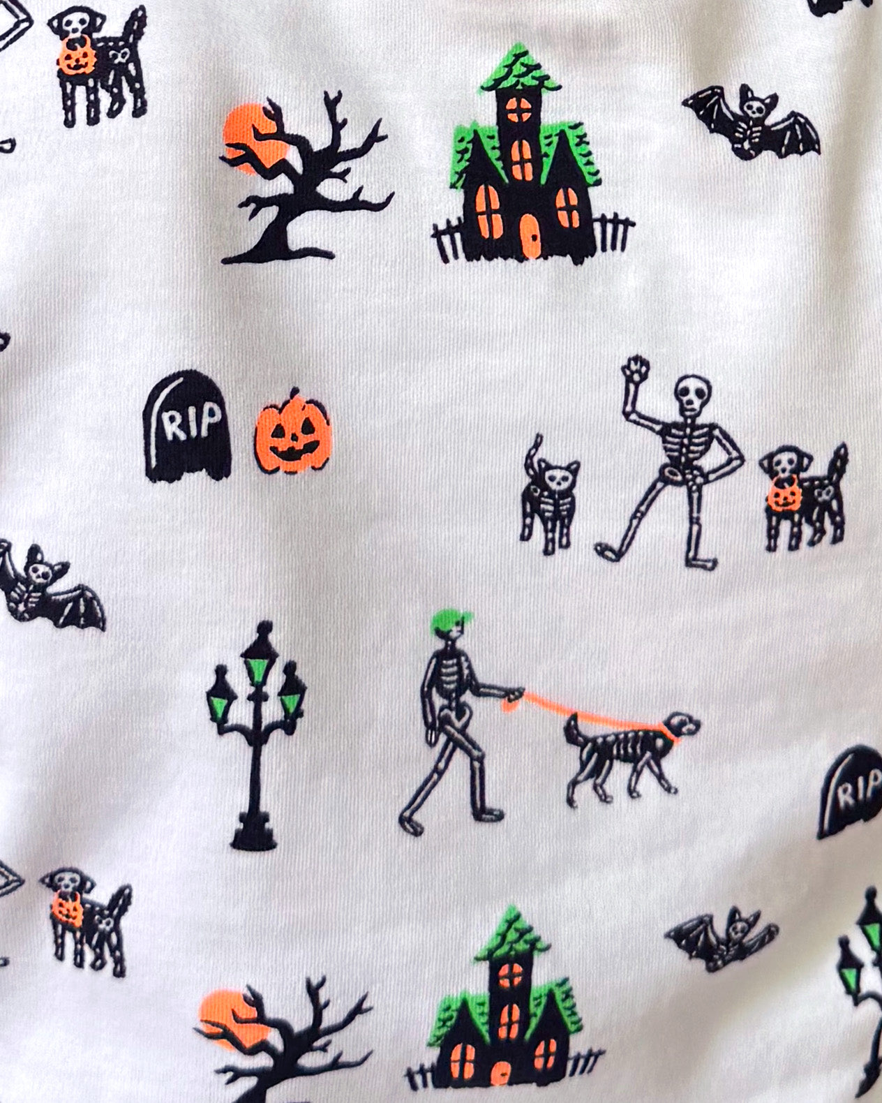 The Organic Long Sleeve Pajama Set [Spooky Skeletons]