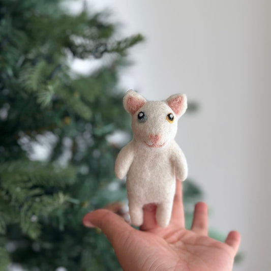 Felt Finger Puppet: "Titi" The Van Cat