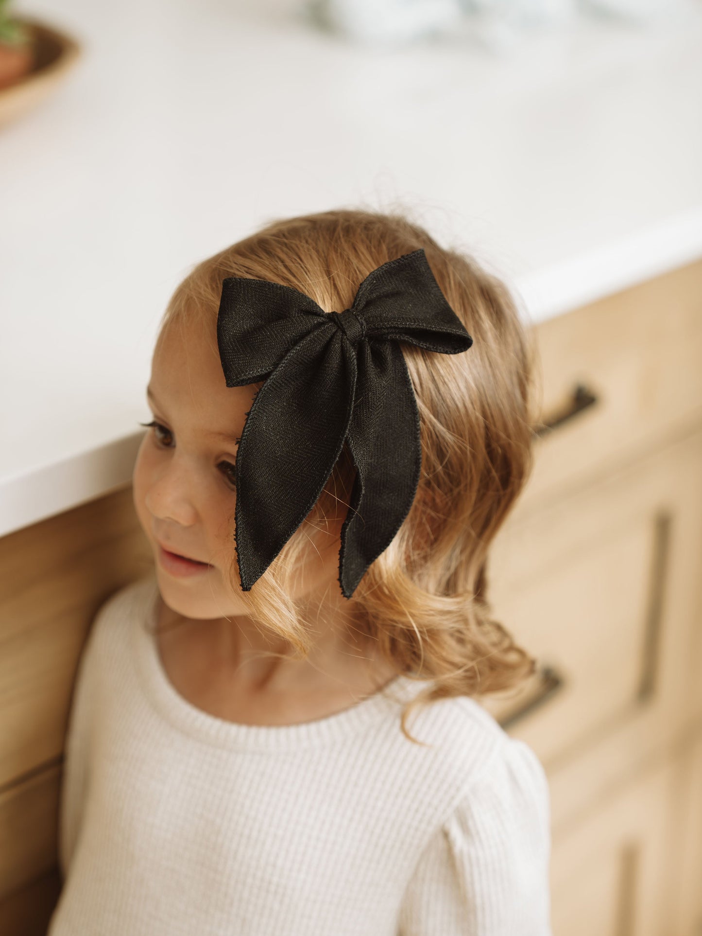 Men in Black Darling Hair Bow