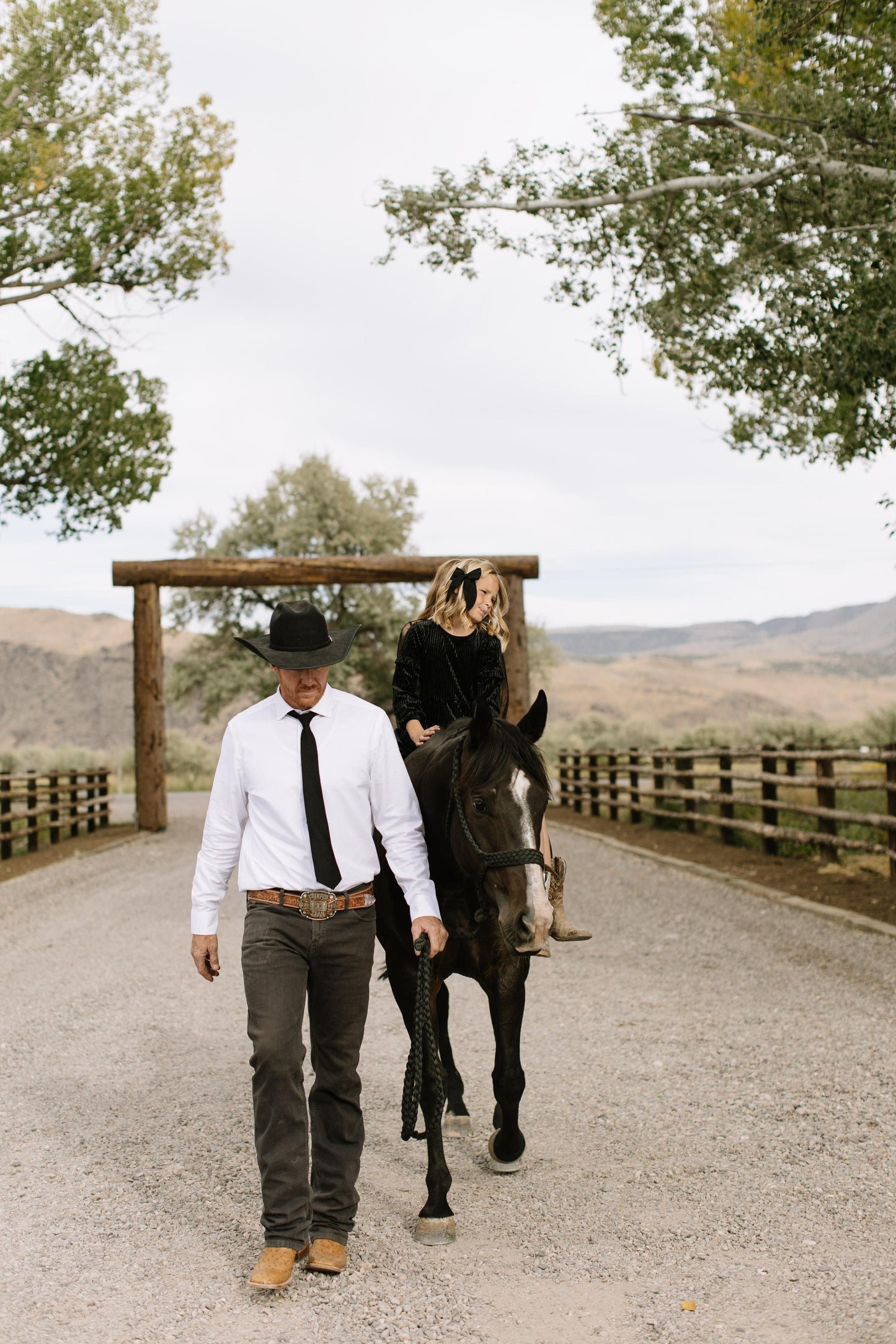 Men in Black Darling Hair Bow