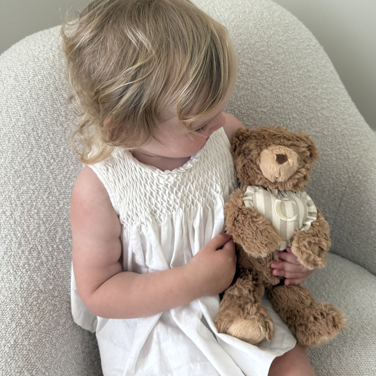 INITIAL TEDDY