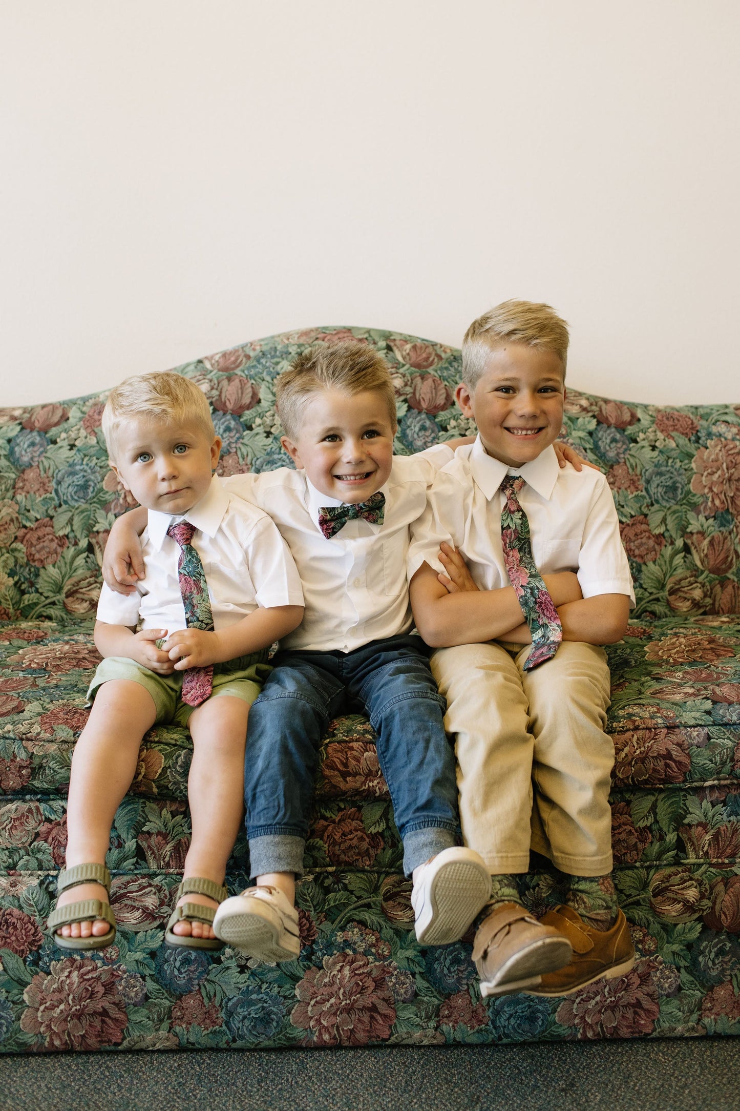 Foyer Floral Bow Tie for Boys